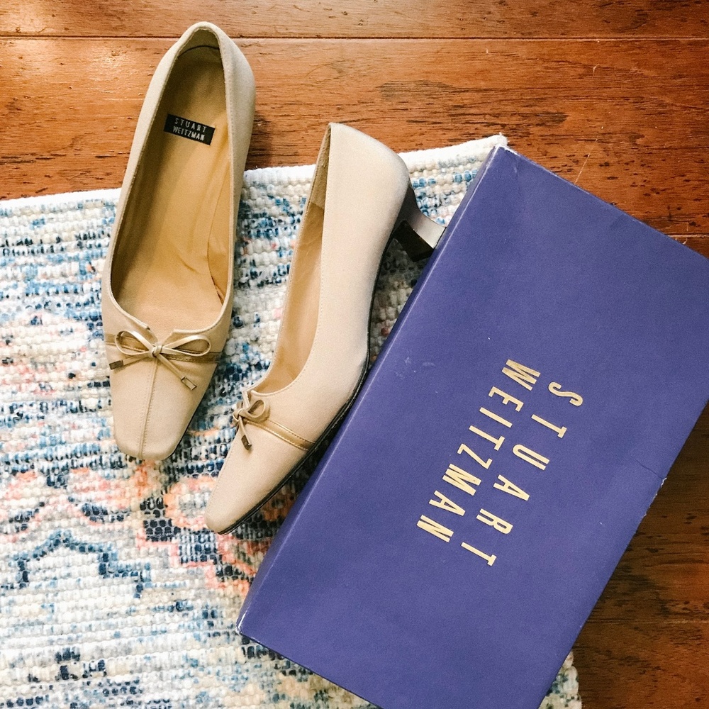 Stuart Weitzman Little Bow Heels